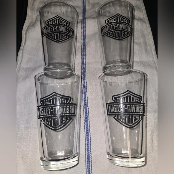 Harley-Davidson Logo Pint Glass Set - Picture 2 of 3